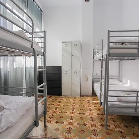 Barbatuke Bed & Bike Vandrerhjem Málaga Eksteriør bilde
